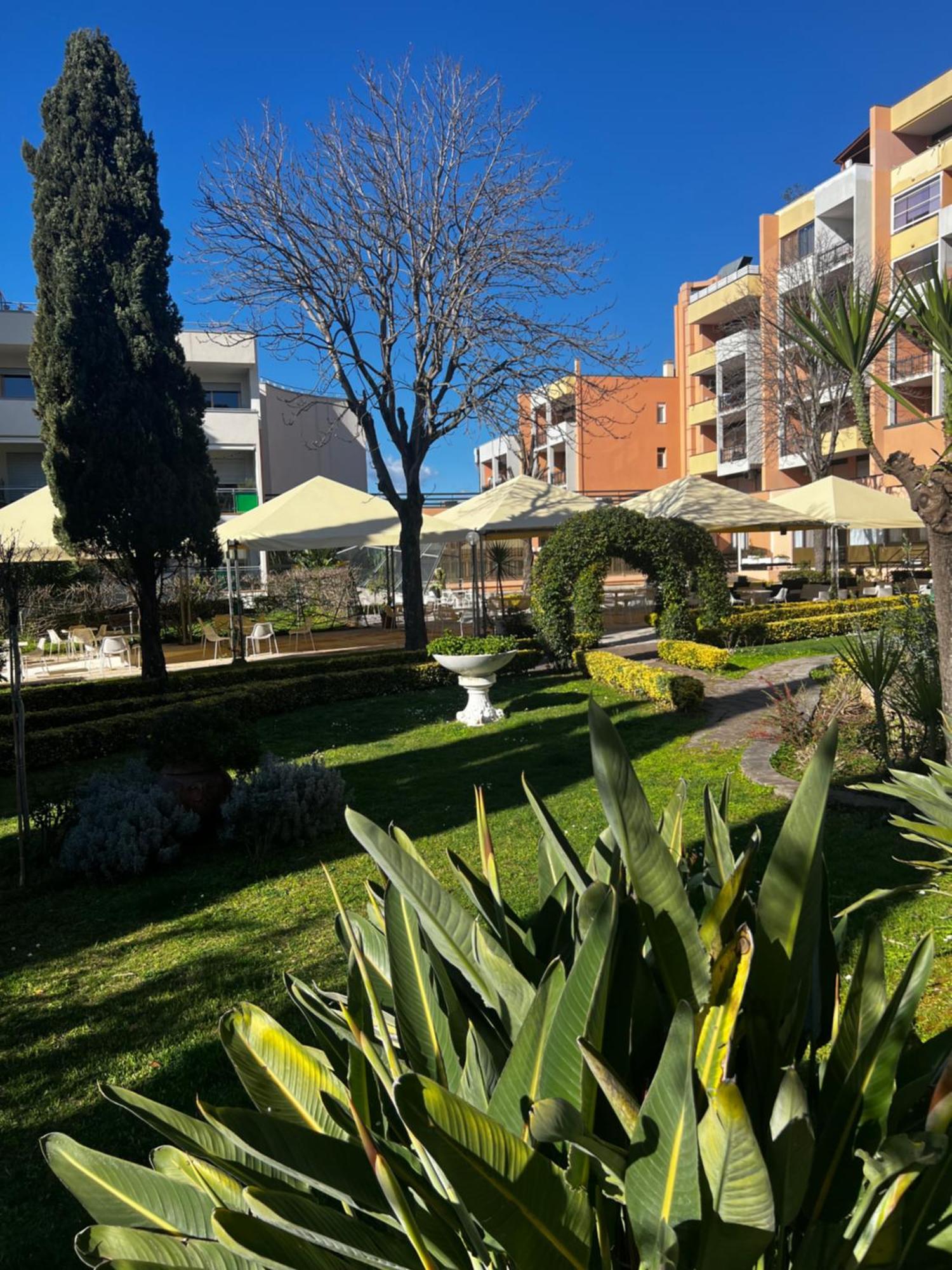 Parco Tirreno Hotel Рим Экстерьер фото