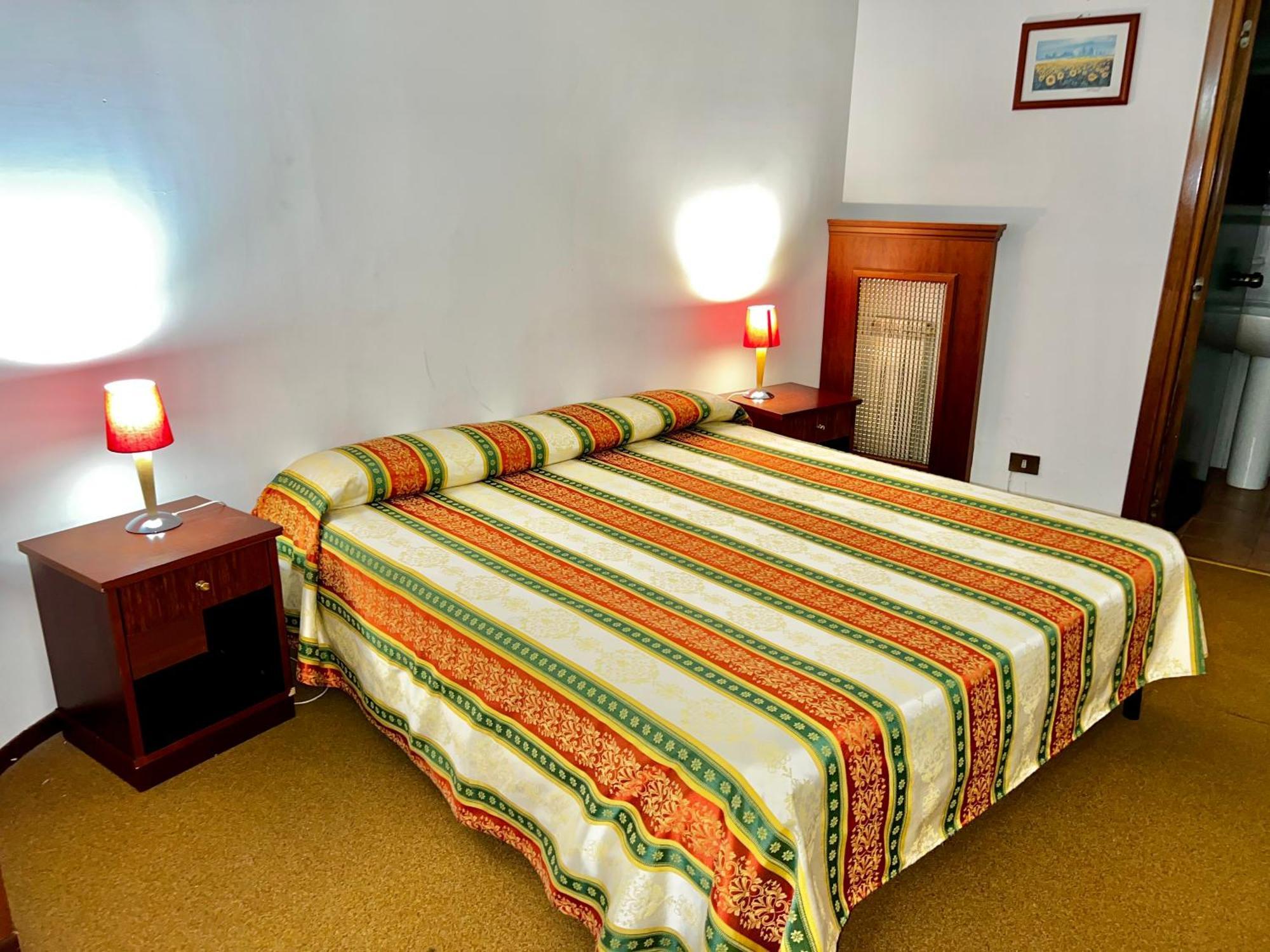 Parco Tirreno Hotel Рим Экстерьер фото